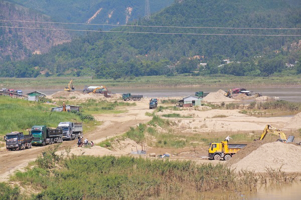 Quảng Nam: Kiên quyết xử lý sai phạm trong hoạt động khai thác khoáng sản