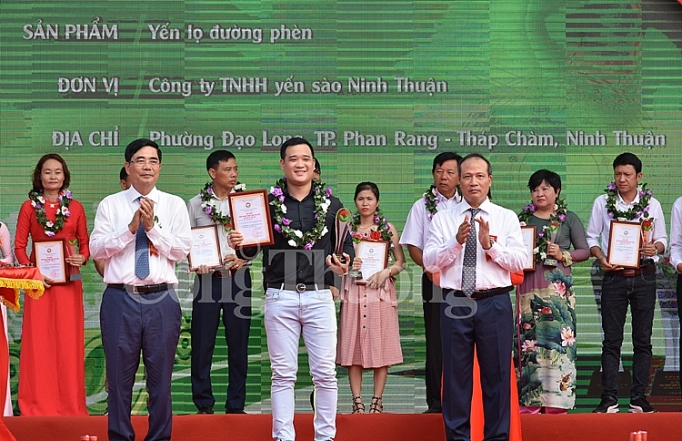 vinh danh san pham cong nghiep nong thon tieu bieu cap quoc gia nam 2019