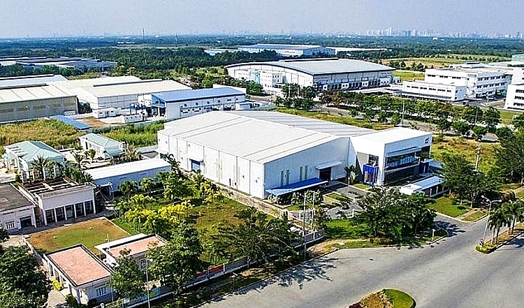 Công nghiệp Lạng Sơn duy trì sản xuất và tăng trưởng sản phẩm trong đại dịch Công nghiệp Lạng Sơn duy trì sản xuất và tăng trưởng sản phẩm trong đại dịch