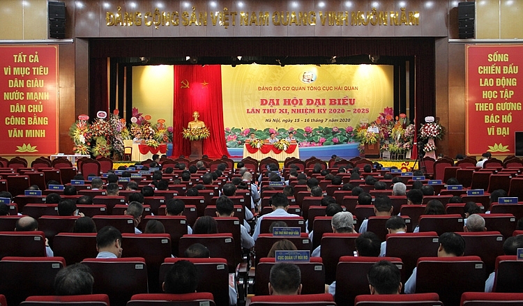 tiep tuc xay dung hai quan viet nam hien dai chuyen nghiep hieu luc hieu qua