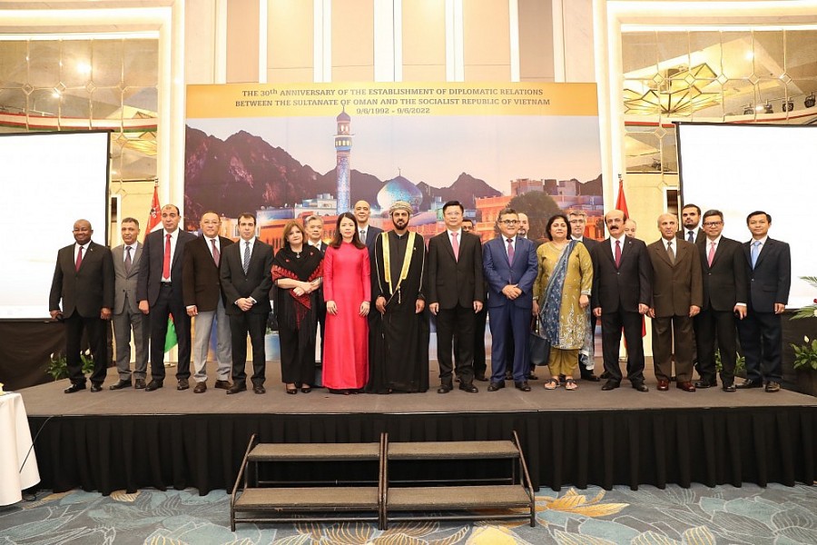 Kỷ niệm 30 năm ngày thiết lập quan hệ ngoại giao Việt Nam - Oman