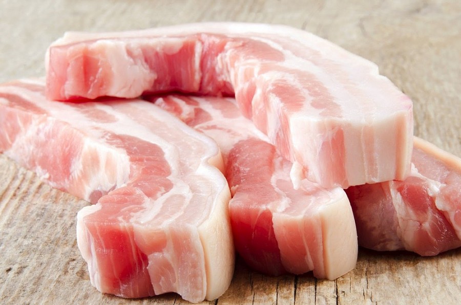 Giá thịt heo hôm nay 12/8: Dao động từ 60.000 – 250.000 đồng/kg