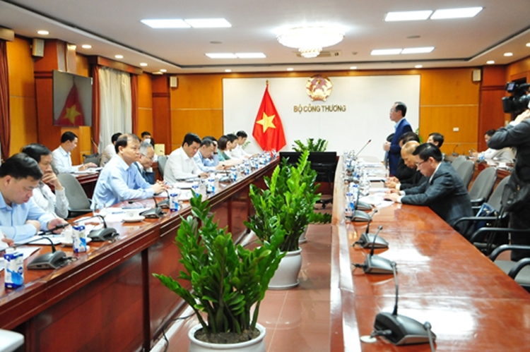 Bí thư Ban cán sự Đảng, Bộ trưởng Bộ Công Thương Nguyễn Hồng Diên làm việc với Lãnh đạo tỉnh Thừa Thiên Huế