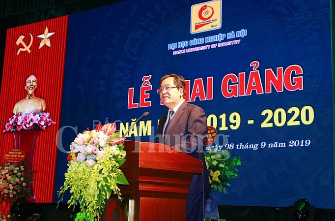 bo truong tran tuan anh dai hoc cong nghiep luon la don vi di dau khoi truong thuoc bo