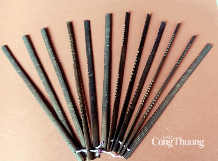 Độc đáo tri thức dân gian Lịch tre của dân tộc Mường Độc đáo tri thức dân gian Lịch tre của dân tộc Mường