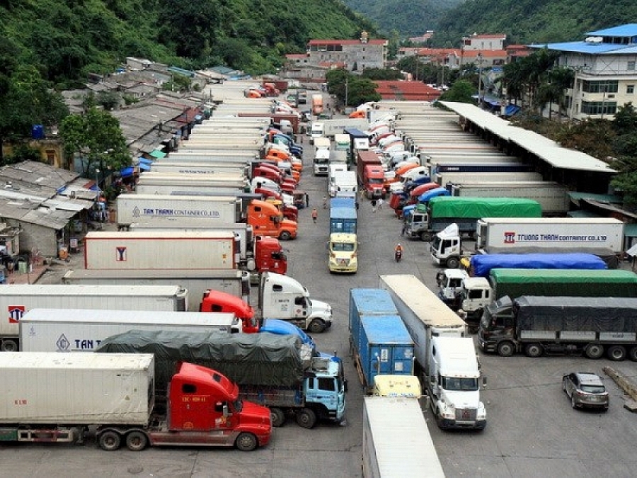 Đồng bộ giải pháp giảm ùn tắc hàng hóa tại khu vực cửa khẩu Đồng bộ giải pháp giảm ùn tắc hàng hóa tại khu vực cửa khẩu