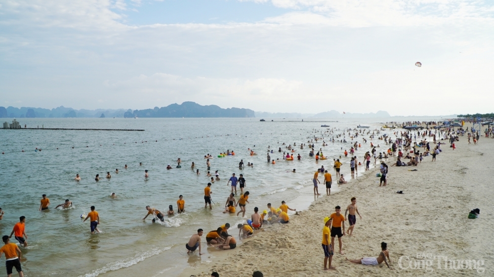 5 tháng đầu 2023, tỉnh Quảng Ninh thu trên 13.000 tỷ đồng từ du lịch