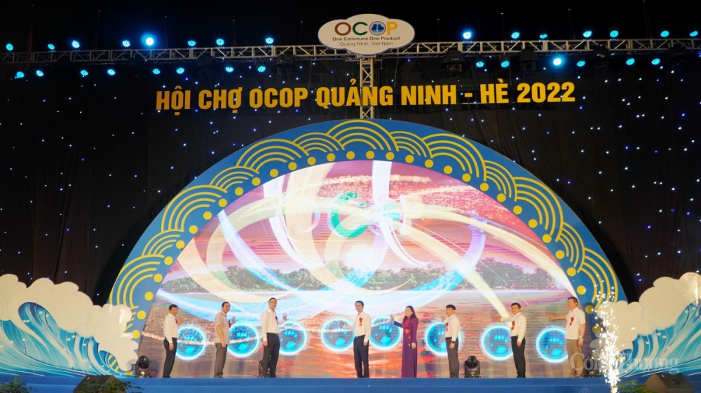 Hội chợ OCOP Quảng Ninh – Hè 2022 hút khách trong ngày đầu mở cửa