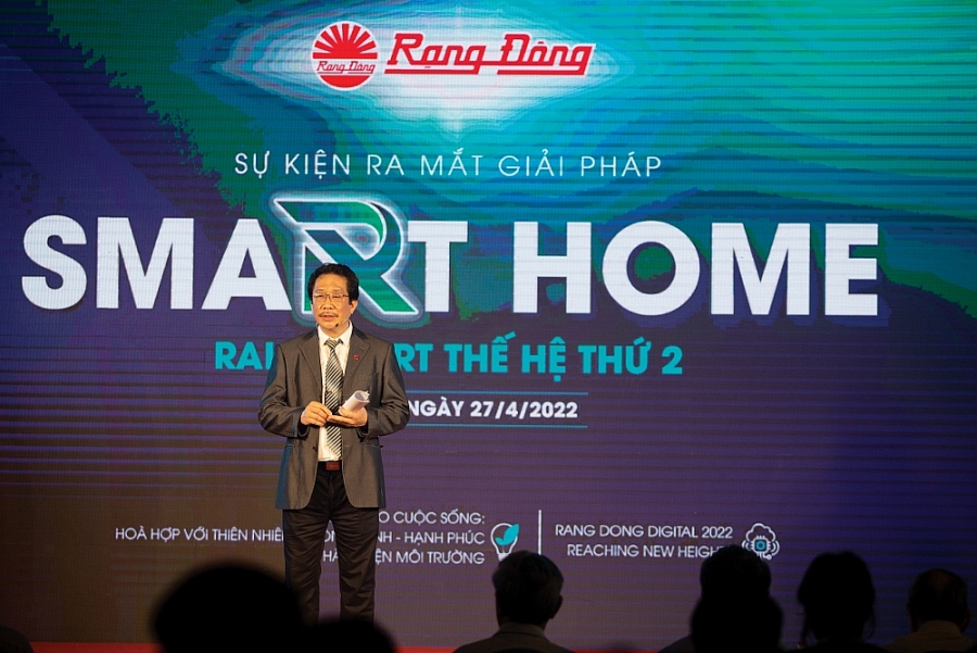 ảnh 4.Phó tổng giám đốc Công ty Rạng Đông Nguyễn Đoàn Kết tuyên bố ra mắt giải pháp Smart Home - Rallismart thế hệ thứ 2.jpg