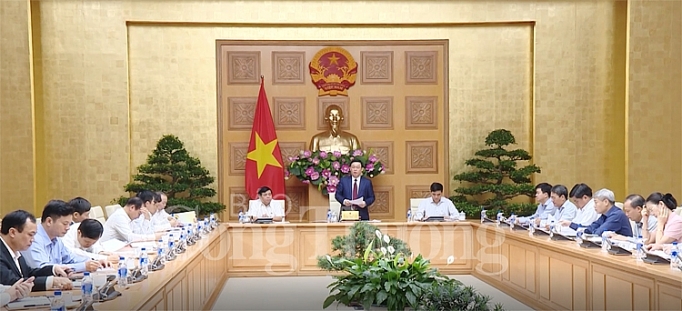Phó Thủ tướng Vương Đình Huệ chủ trì buổi họp