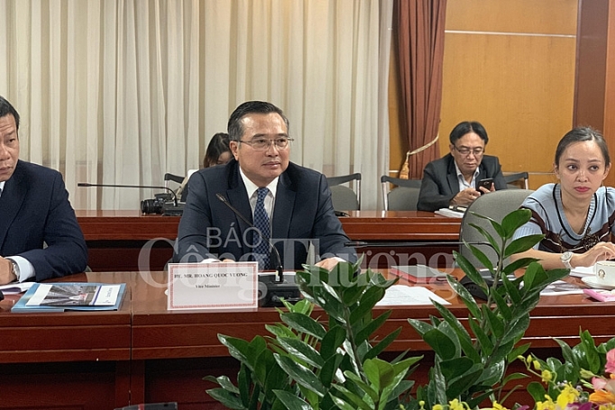 viet nam nga ban giai phap thuc day hop tac cong nghiep