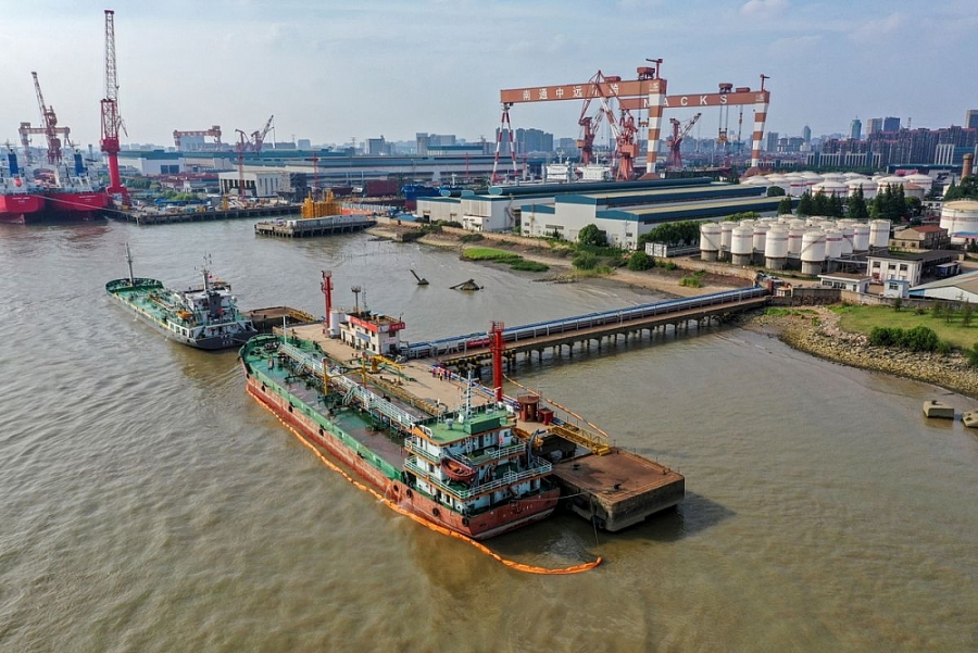 Giá dầu hôm nay 7/4: Tiếp tục tăng nhẹ