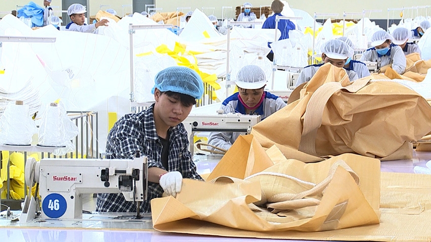 Tập trung tháo gỡ khó khăn, vướng mắc để thúc đẩy sản xuất kinh doanh Tập trung tháo gỡ khó khăn, vướng mắc để thúc đẩy sản xuất kinh doanh