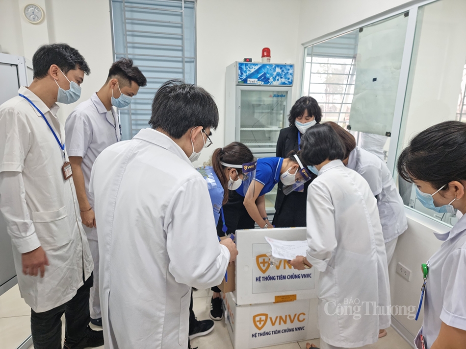 Tại Bệnh viện Bệnh Nhiệt đới Trung ương cơ sở 2 được phân bổ 450 liều vaccine
