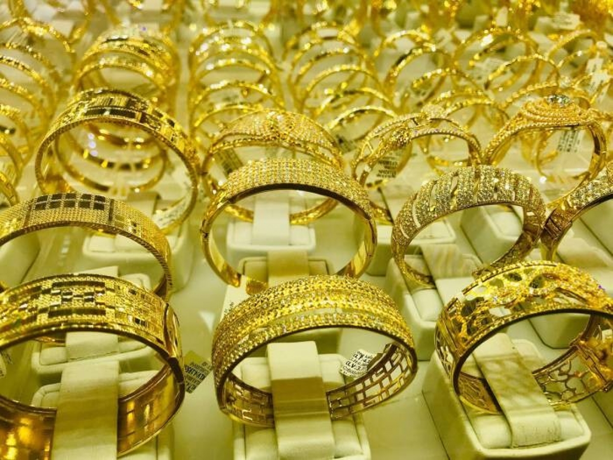 Giá vàng hôm nay 26/7: Vàng mua vào 65 triệu đồng/lượng